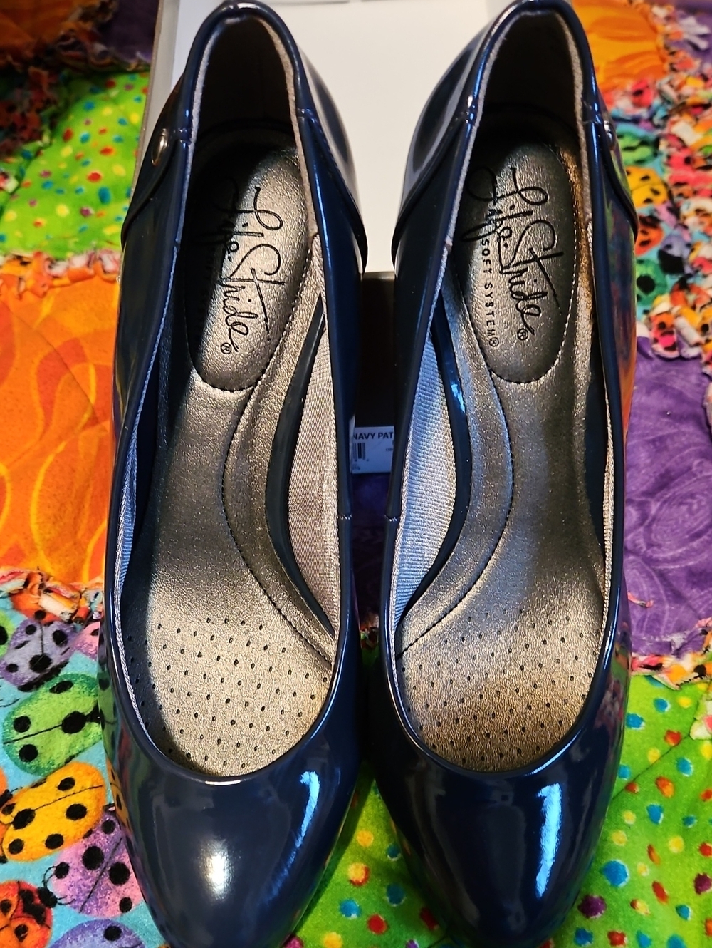 Life Stride Navy Patent Round-Toe Pumps Size 6.5
